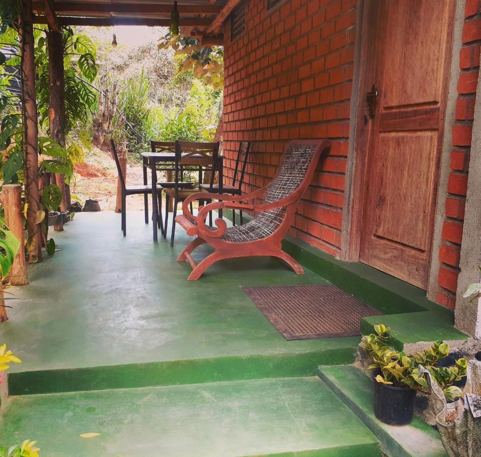 Ayubo Ella - Bed & Breakfast المظهر الخارجي الصورة